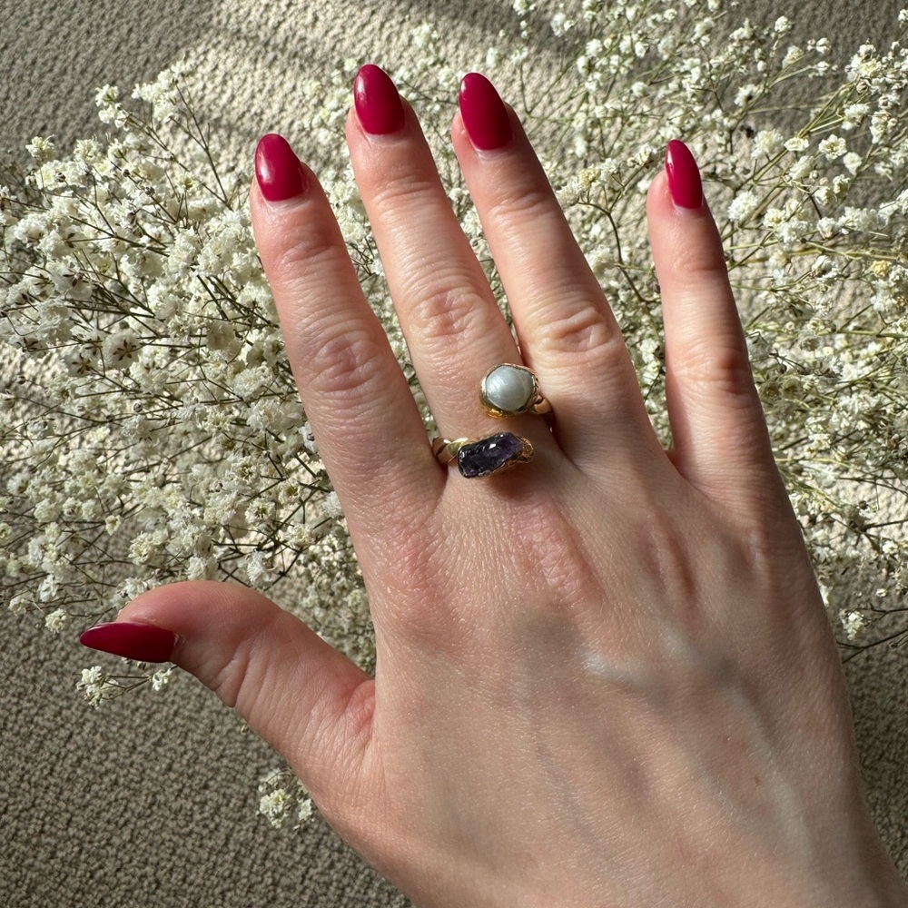 Elegant Amethyst and Baroque Pearl Ring